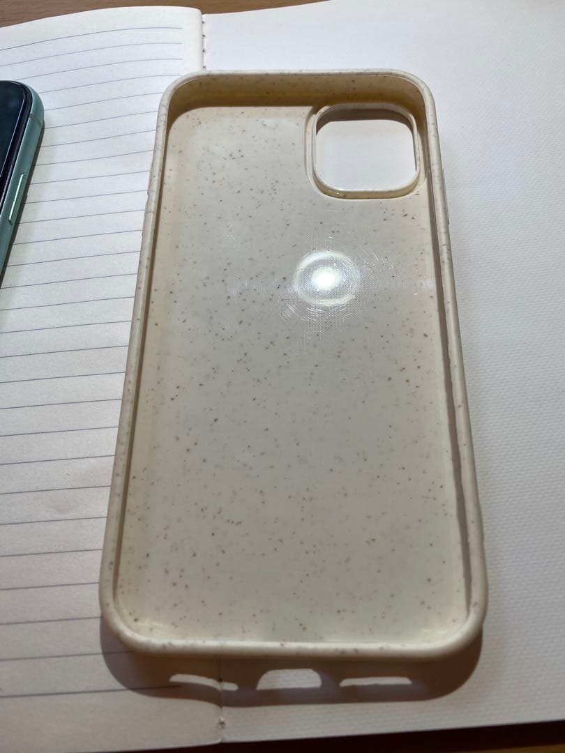 iPhone ホワイト ケース付き