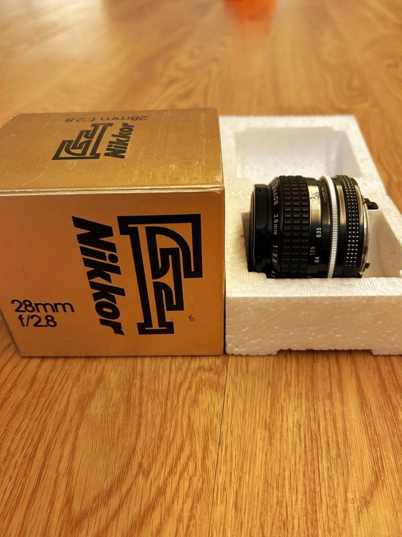 Nikkor F 28mm f2.8 単焦　レンズ　一眼レフ
