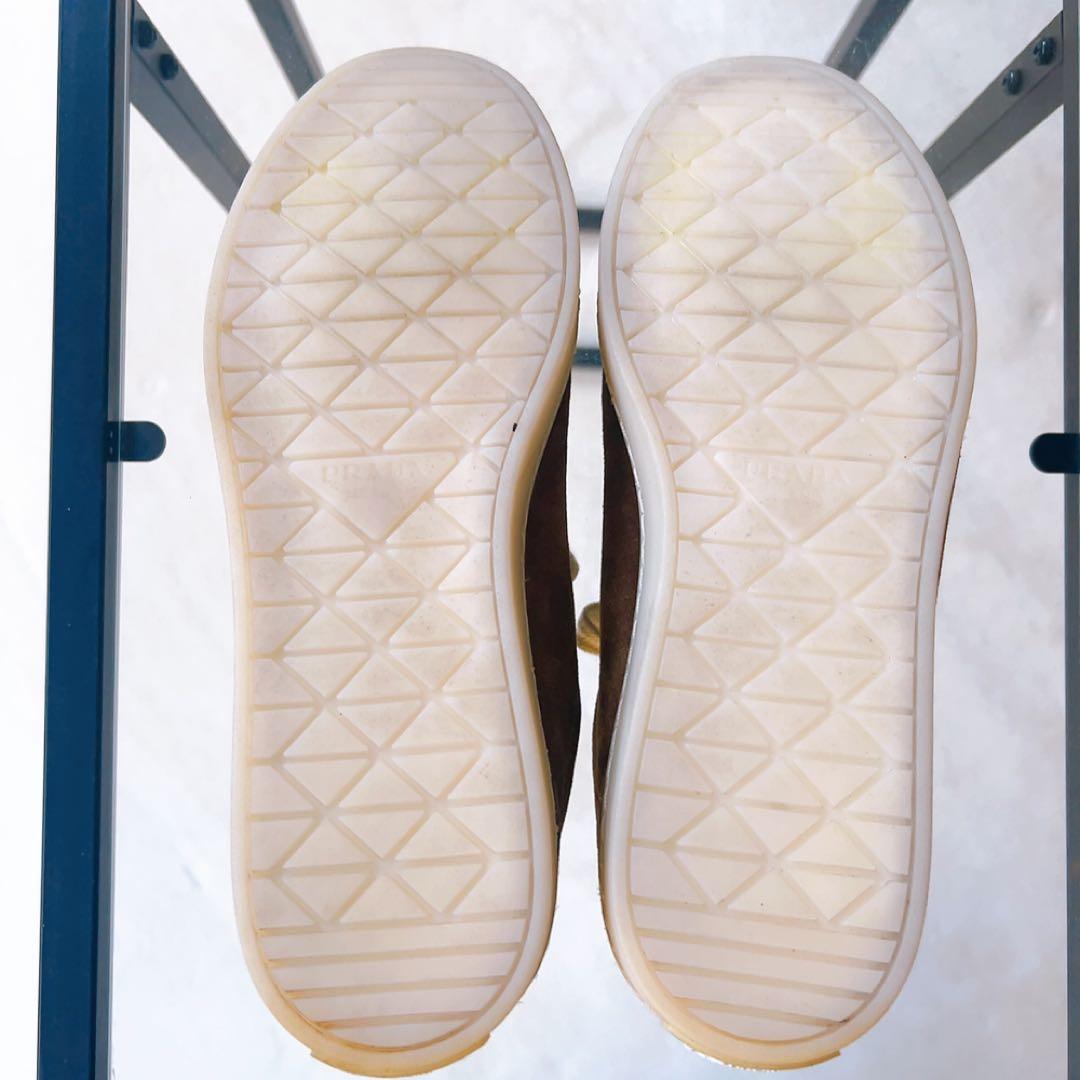 【プラダ】新品未使用 スエードスニーカー (サイズ6.5)