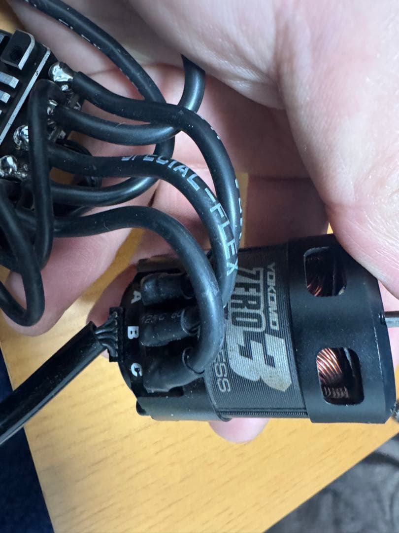 た品　ラジコン　ヨコモ　アンプ、モーターセット