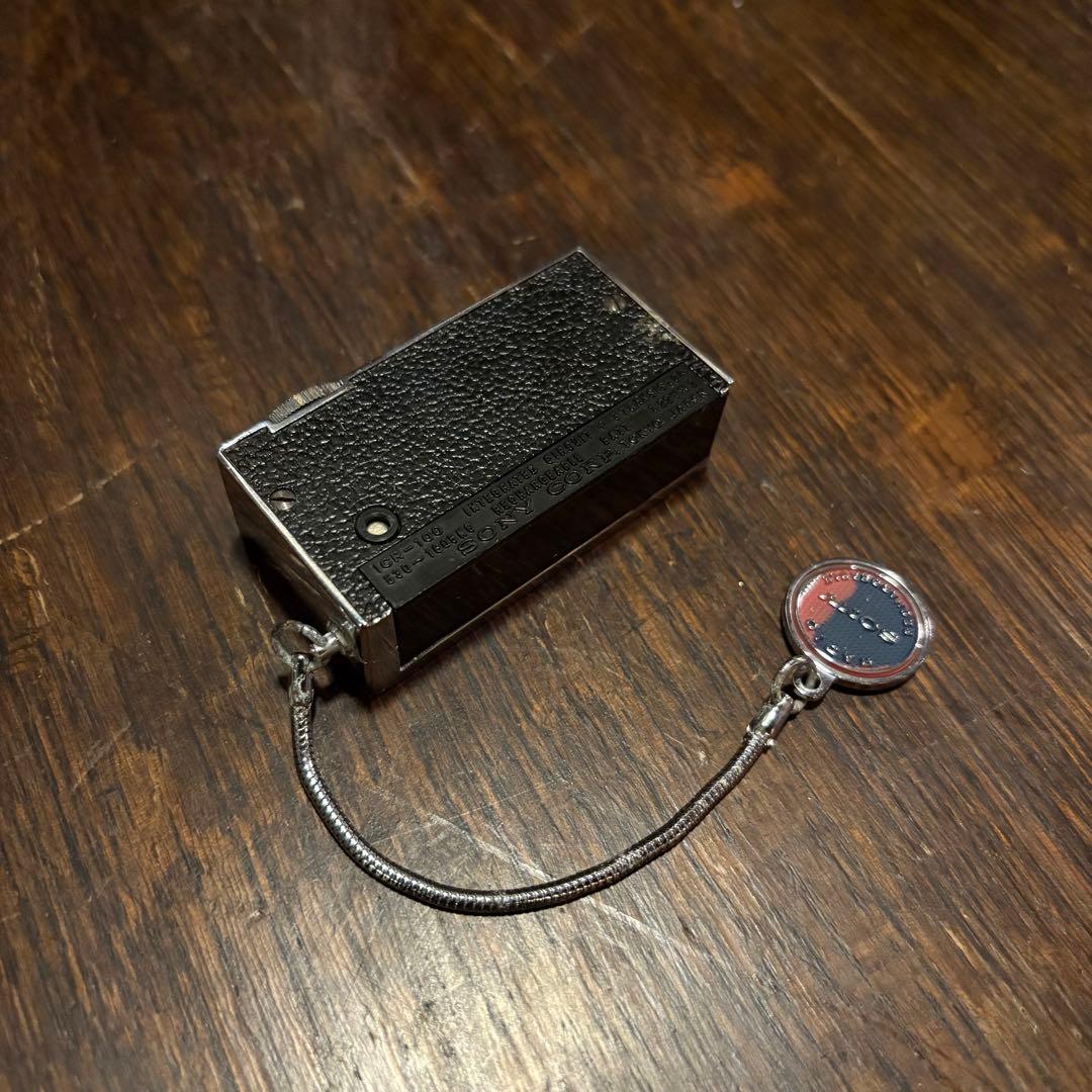 SONY ICR-100 小型ラジオ　1967年