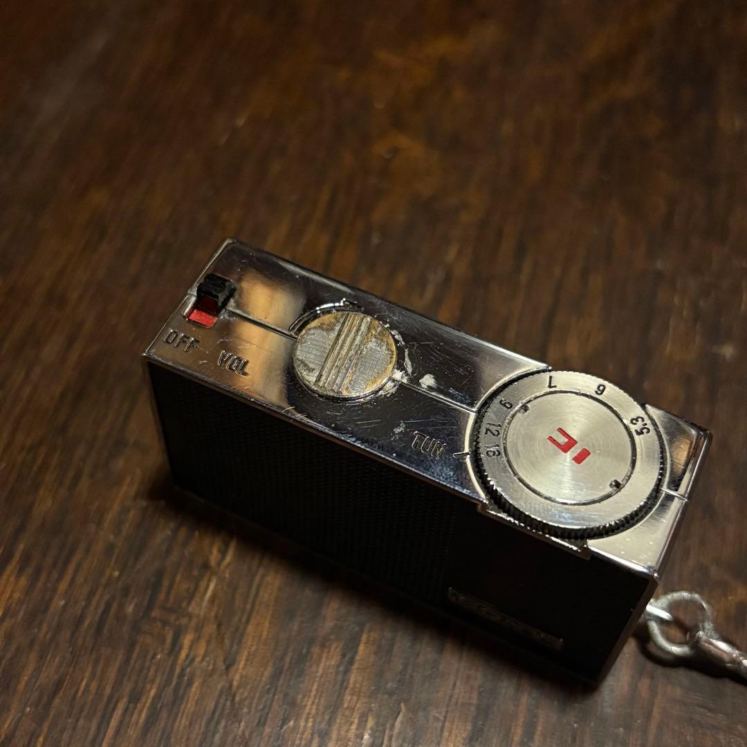 SONY ICR-100 小型ラジオ　1967年