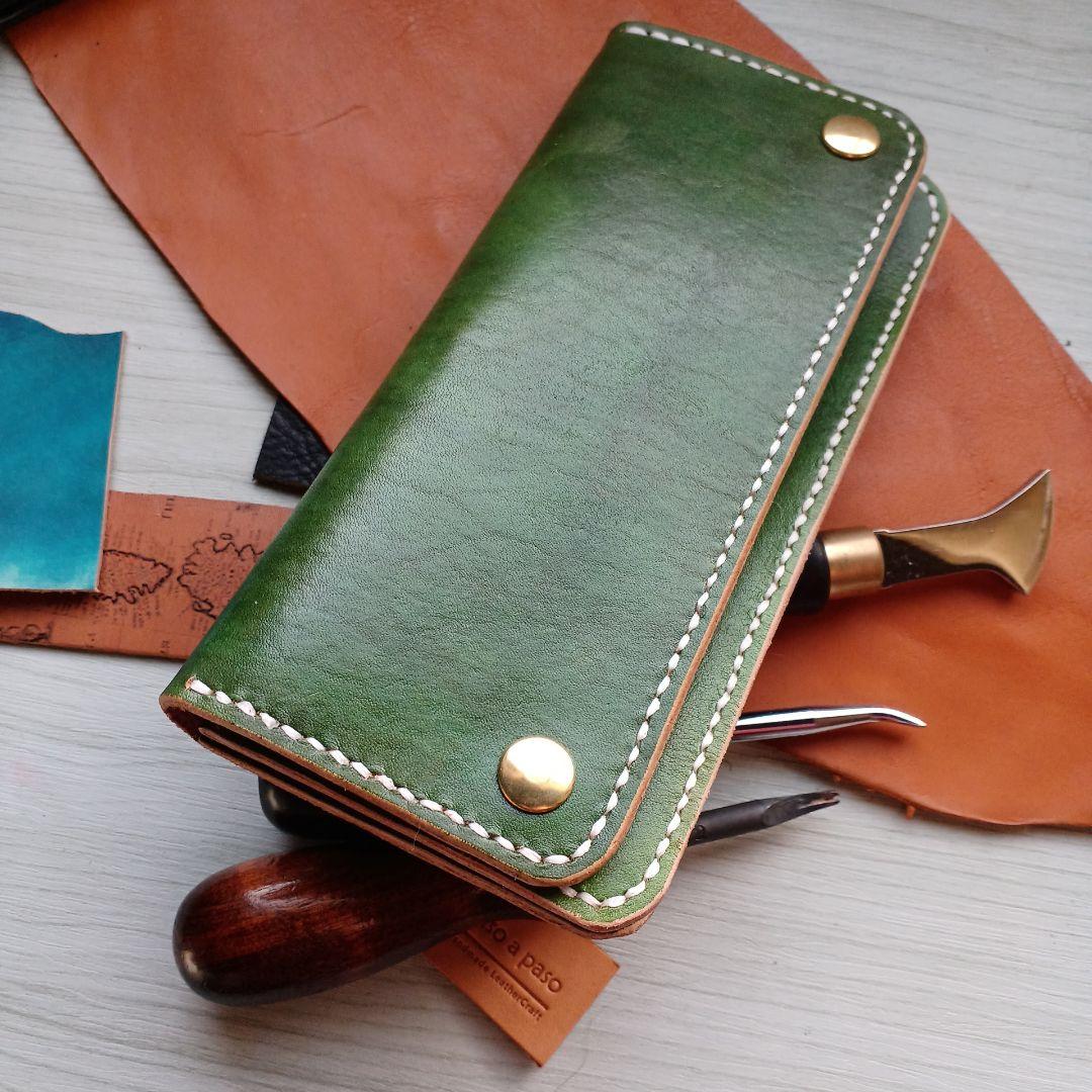 トラッカーウォレット　ロング　ハンドメイド グラデーション　オリーブ～グリーン