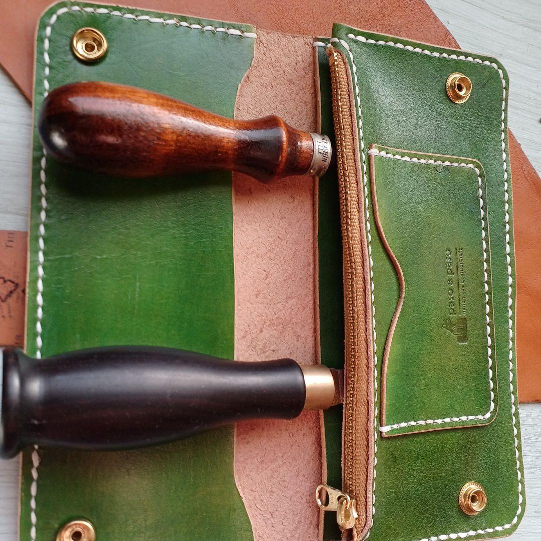 トラッカーウォレット　ロング　ハンドメイド グラデーション　オリーブ～グリーン