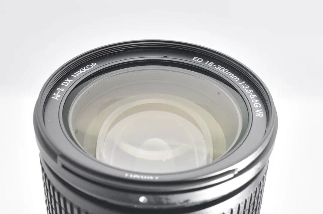✨超望遠レンズ✨Nikon AF-S DX 18-300mm ED VR