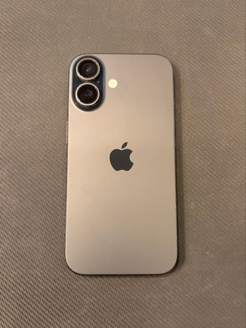 Apple iPhone16 128GB ブラック MYDQ3J／SIMフリー