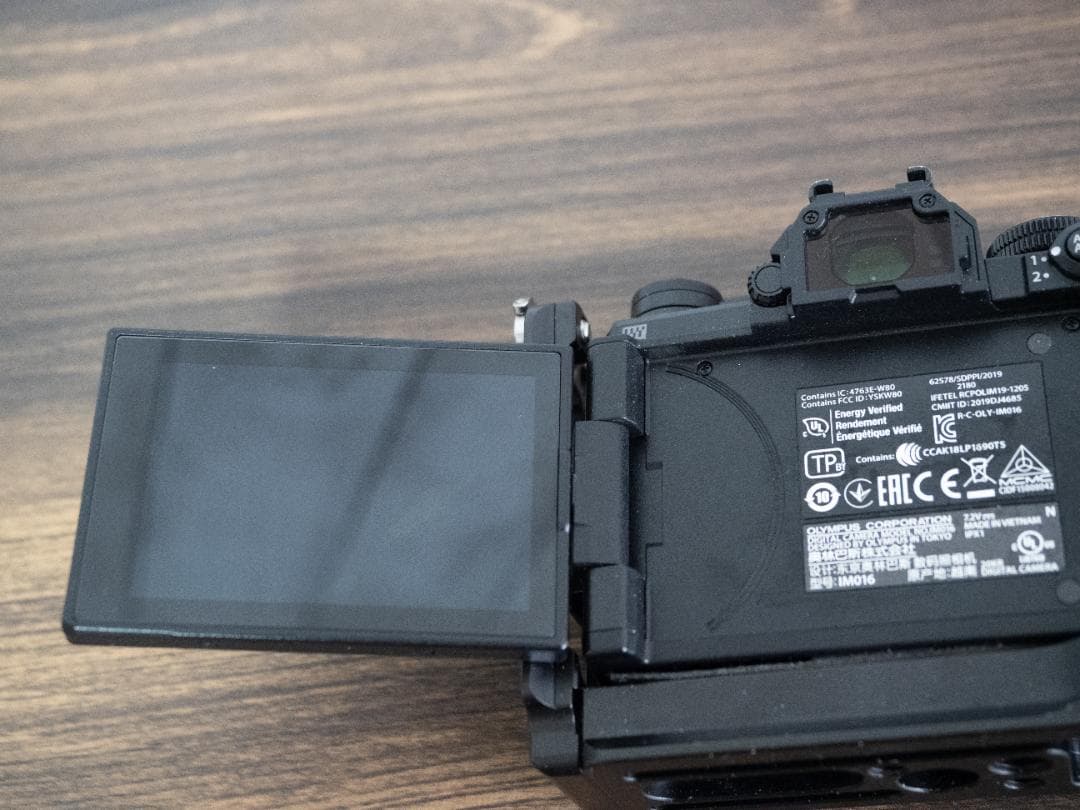 【ジャンク】送料込オリンパスOM-D E-M5 Mark III本体と付属品多数