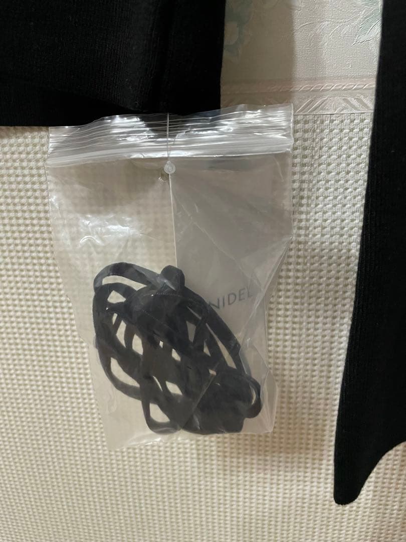 【新品タグ付き】Sustainableレイヤードラッフルニットプルオーバー