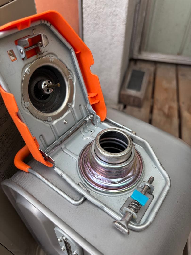 コロナ 石油ファンヒータ FH-EX4610EN(BY) 2010年製シャッター