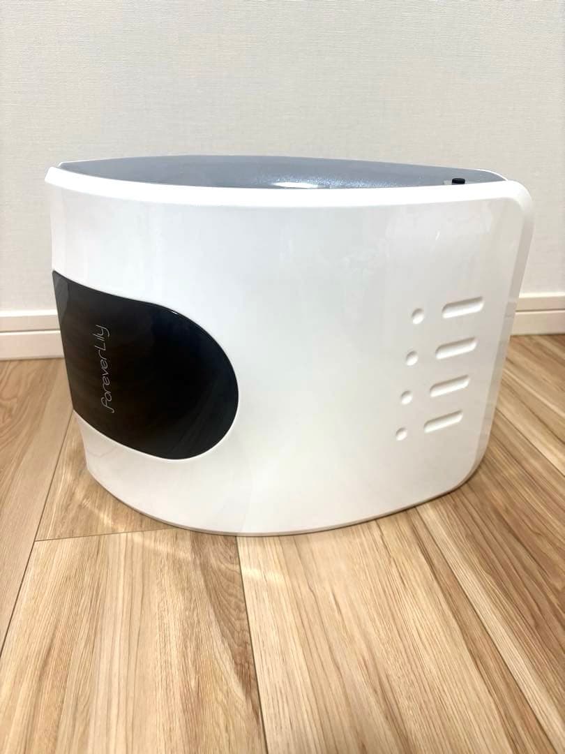 forever lily LED美顔器　ドーム型