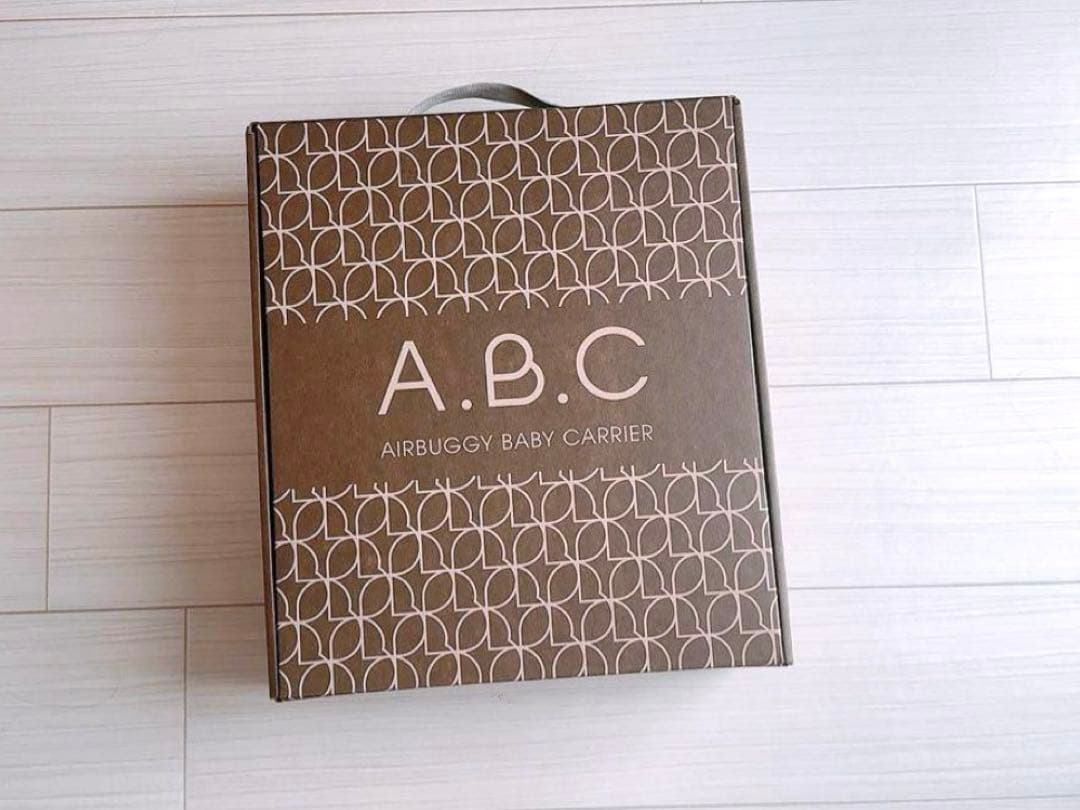 箱無し★美品★エアバギー　抱っこ紐 サンドアッシュ　スタッフバック・ベルトカバー