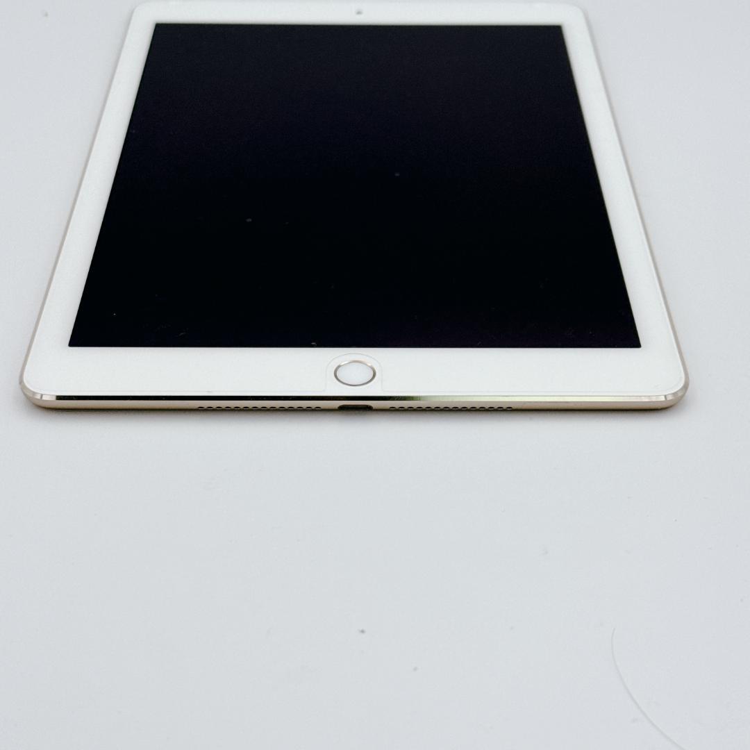 【極美品】Apple iPad Air 2 16GBタブレット ケース付き