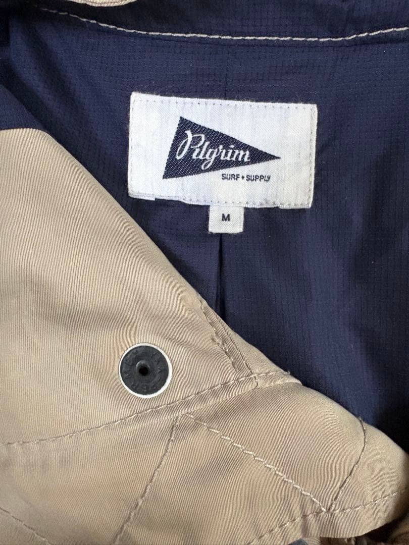 Pilgrim surf +supply マウンテンパーカー　M