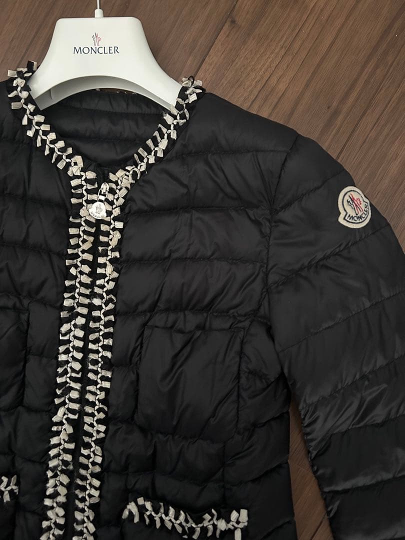 Moncler ダウンジャケットHIVA