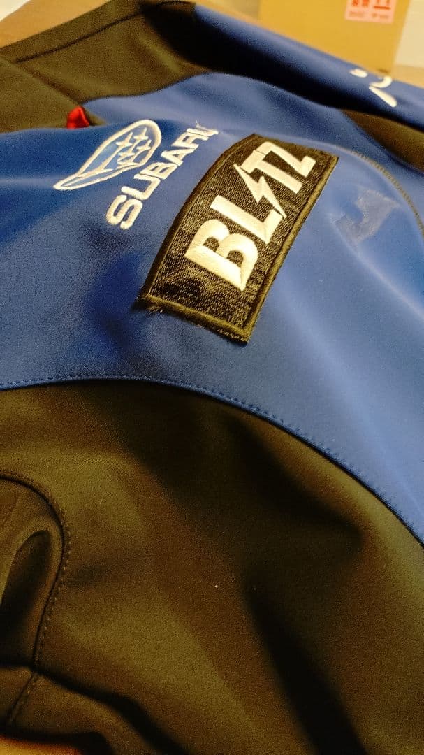 SUBARU STI チームソフトシェルジャケット　Lサイズ