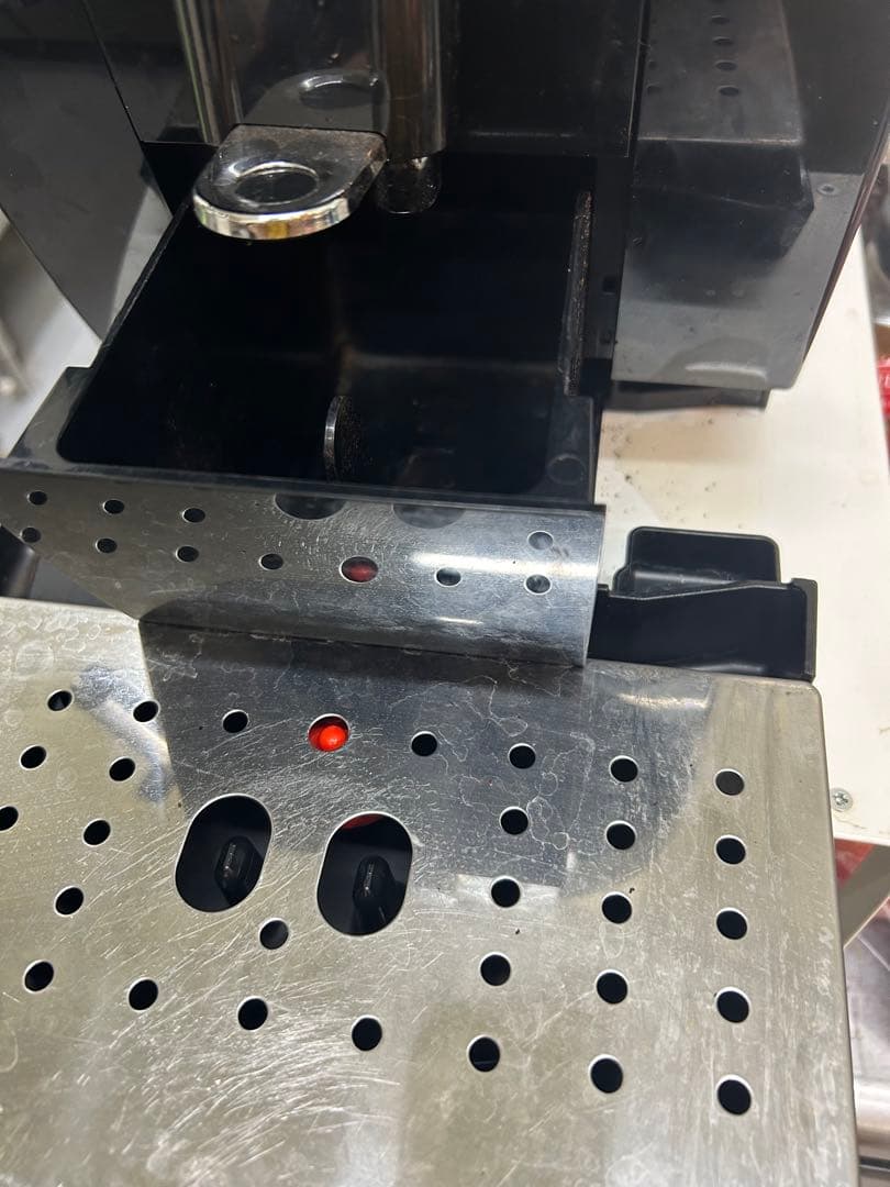 値下げ！De'Longhi Magnifica S エスプレッソマシン　ブラック