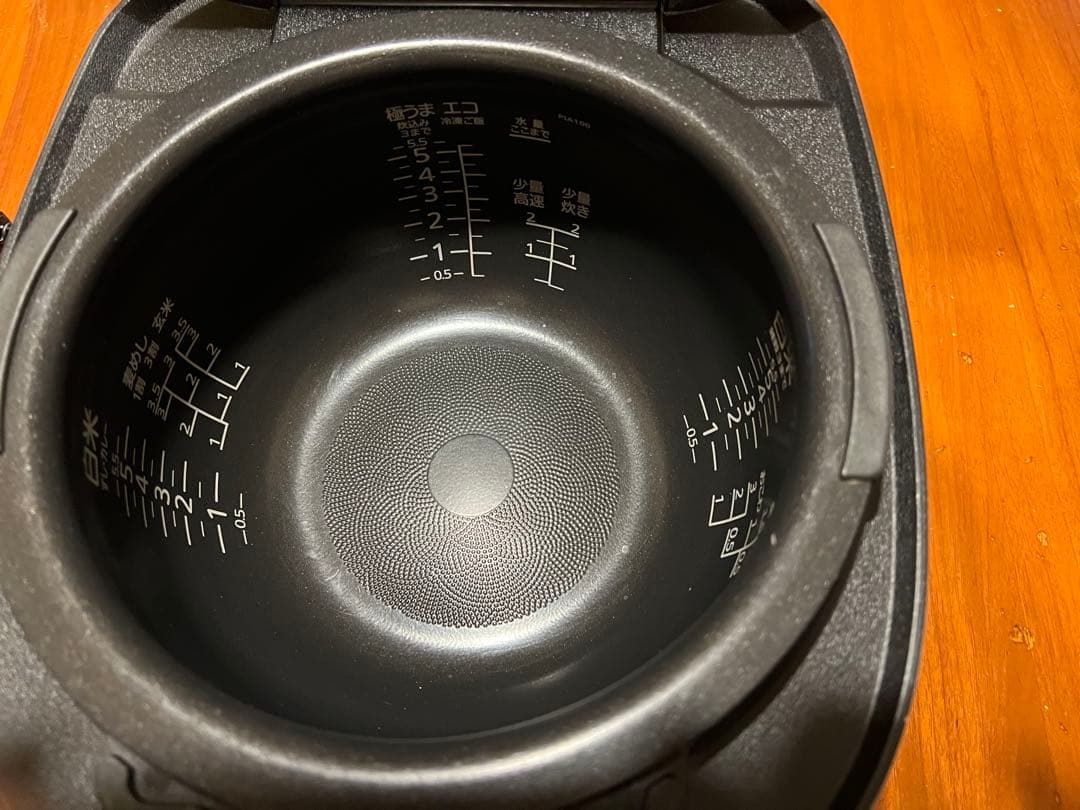 TIGER 圧力IH炊飯器 JPI-A100 5合炊き