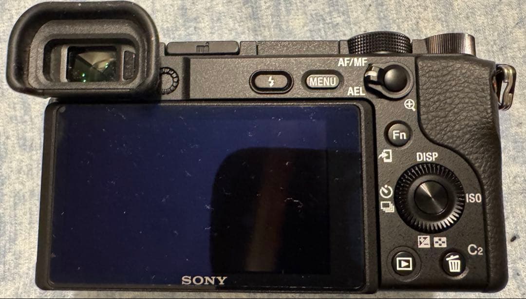 Sony α6400 ミラーレスカメラ シャッター数1683