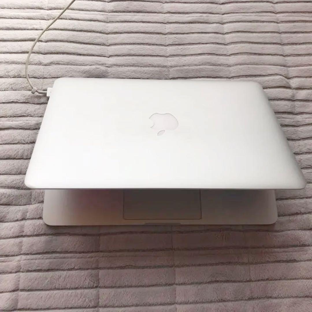 値下げ　化粧箱付　MacBook Pro 13インチ　core i7 512GB