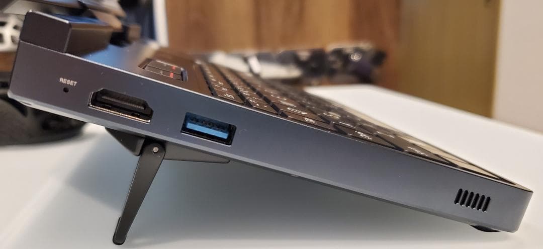 最終値下げ！GPD pocket4 Ryzen 9 HX 370 64GB 2T