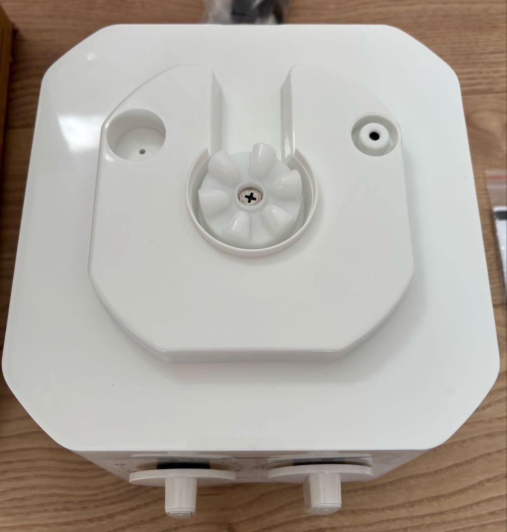 ウォッシュボーイ×INNCLIVE TOM-12fiw クリアホワイト