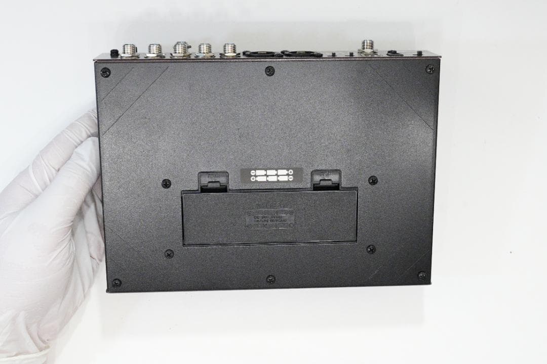 BOSS アコースティックプリアンプ AD-10