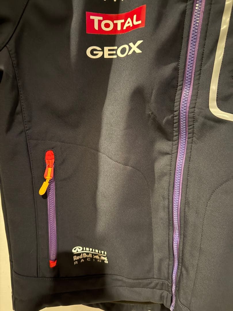 Red Bull Racing Pepe Jeans ソフトシェルジャケットM