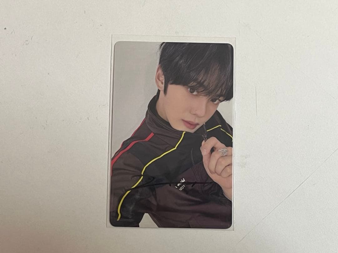 ギュビン サイン トレカ ゼベワン 会場限定 たまアリ