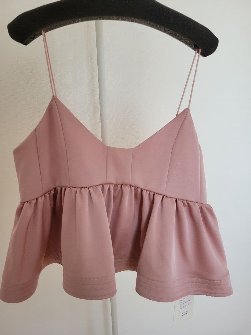 machatt マチャット　サテンフレアキャミソール　ピンク