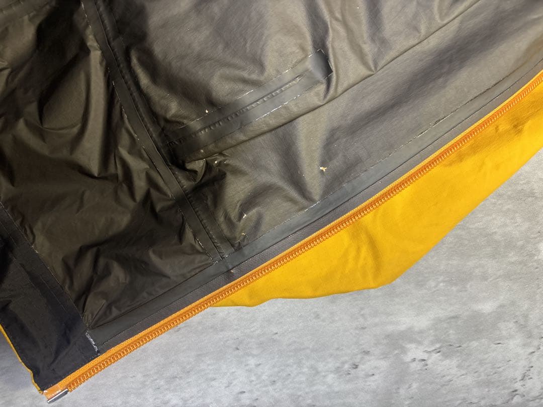 【ARC’TERYXアークテリクス】BETA SL ベータ SL ジャケット　黄