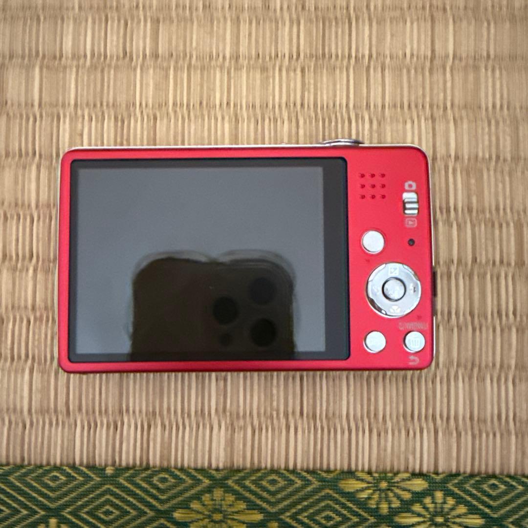 LUMIX DMC-FH8 デジカメ　ピンク