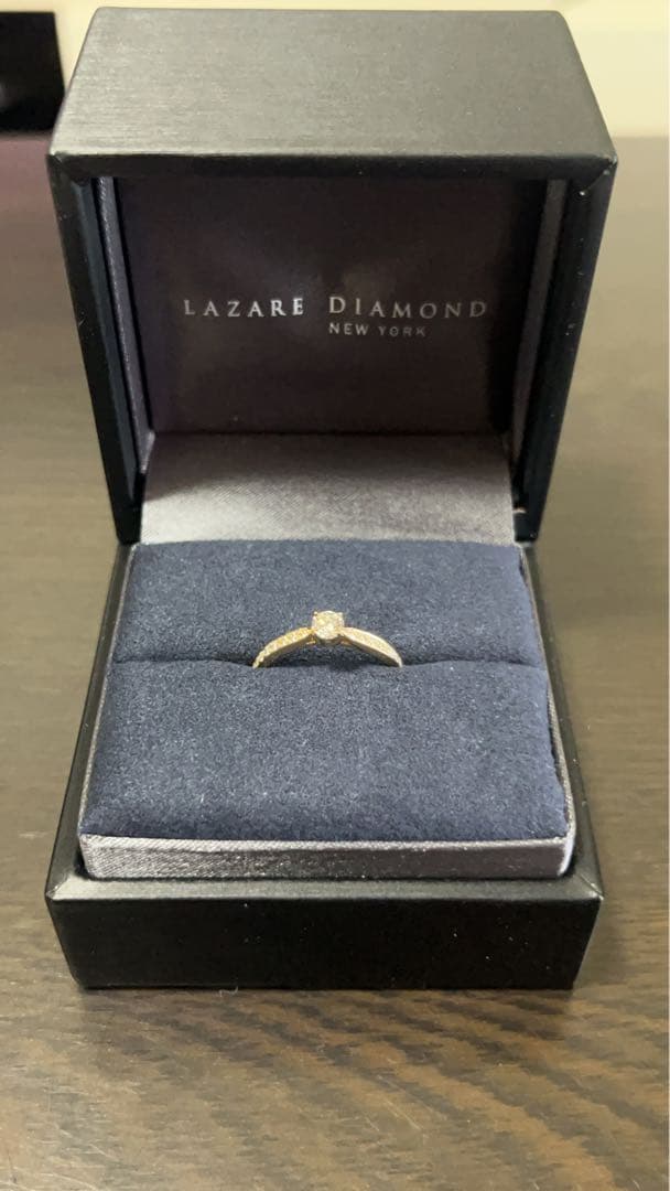 ラザールダイヤモンド 婚約指輪 K18YG 0.22ct Hカラー VS2
