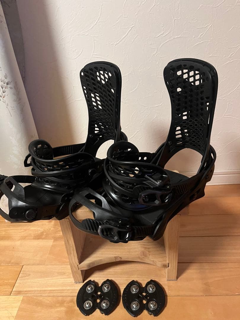 2/22まで出品　バートン　ジェネシス　リフレックス　サイズM ブラック