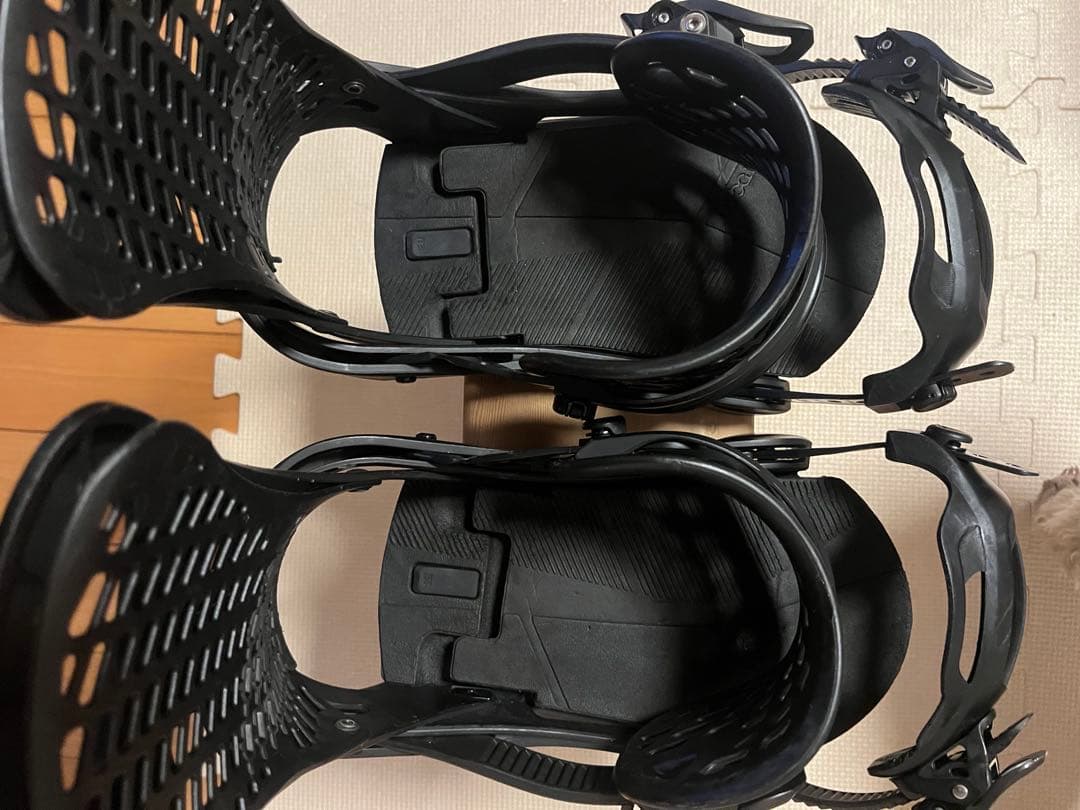 2/22まで出品　バートン　ジェネシス　リフレックス　サイズM ブラック