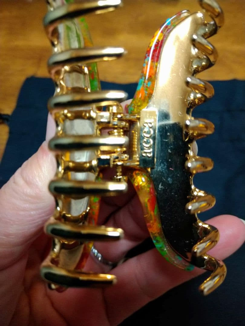 acca カラフル ヘアクリップ