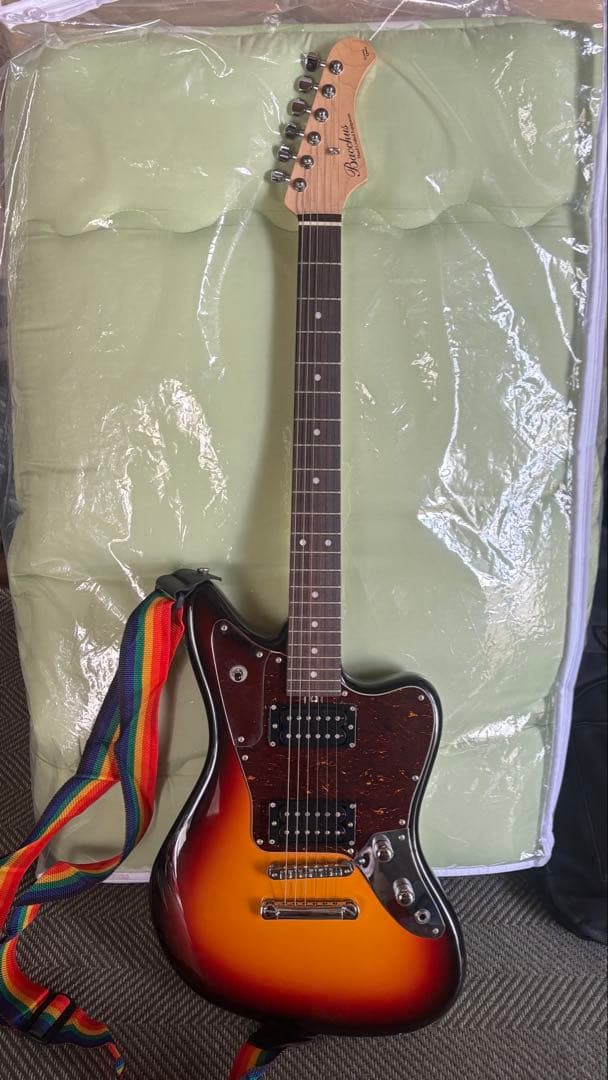 Bacchus エレキギター WINDY PLD R 3TS廃番