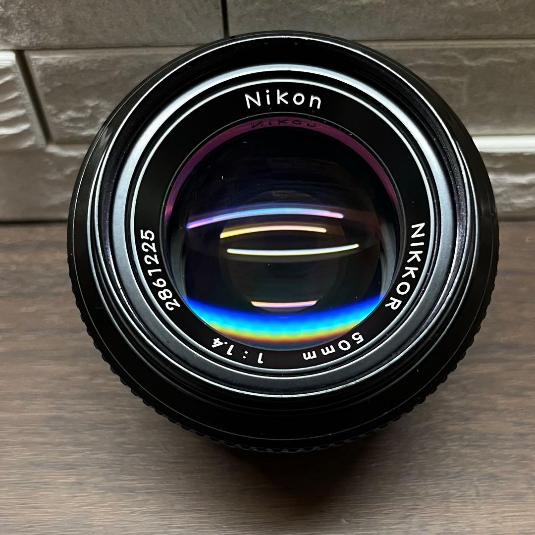 Nikon Nikkor 50mm f/1.4 Ai 単焦点レンズ