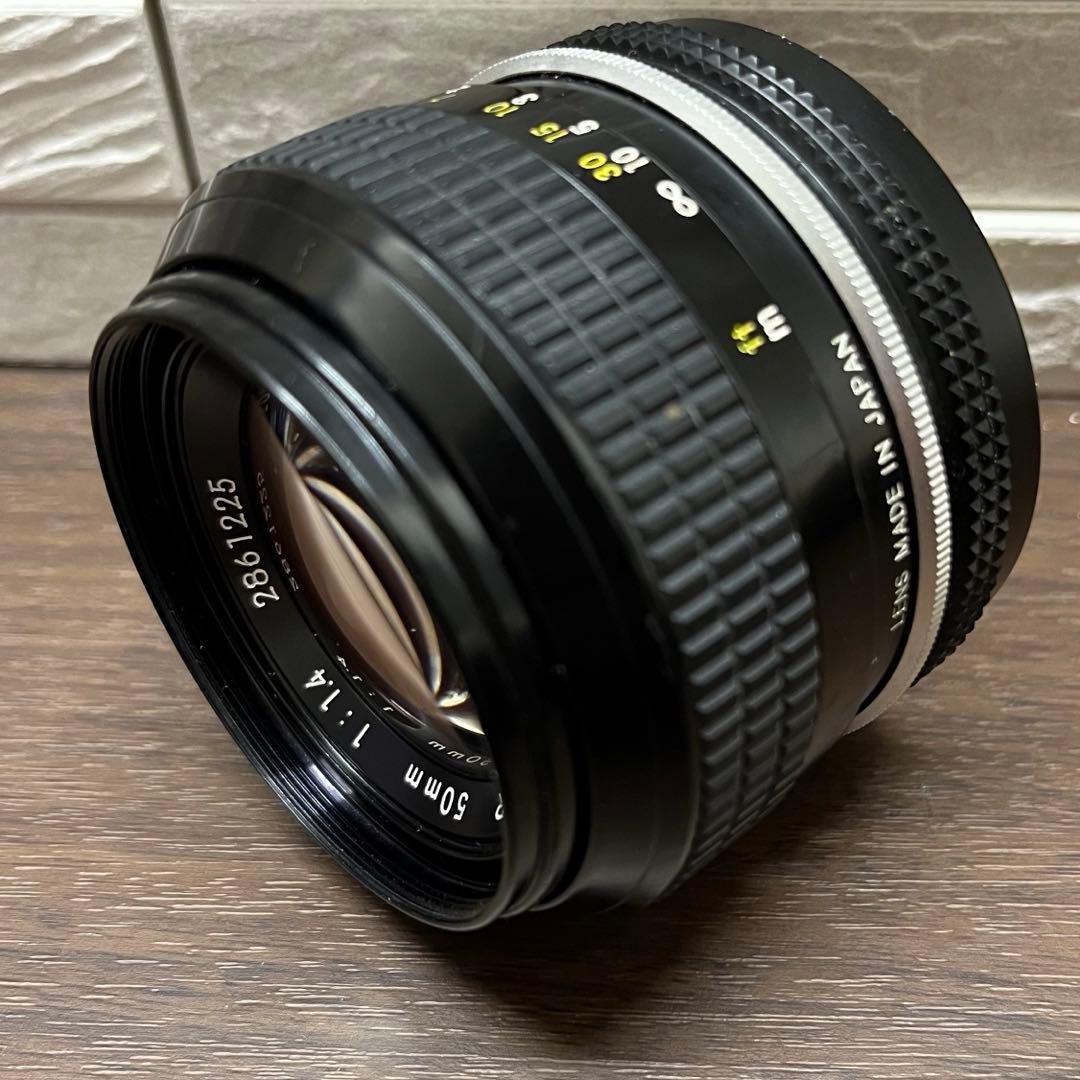 Nikon Nikkor 50mm f/1.4 Ai 単焦点レンズ