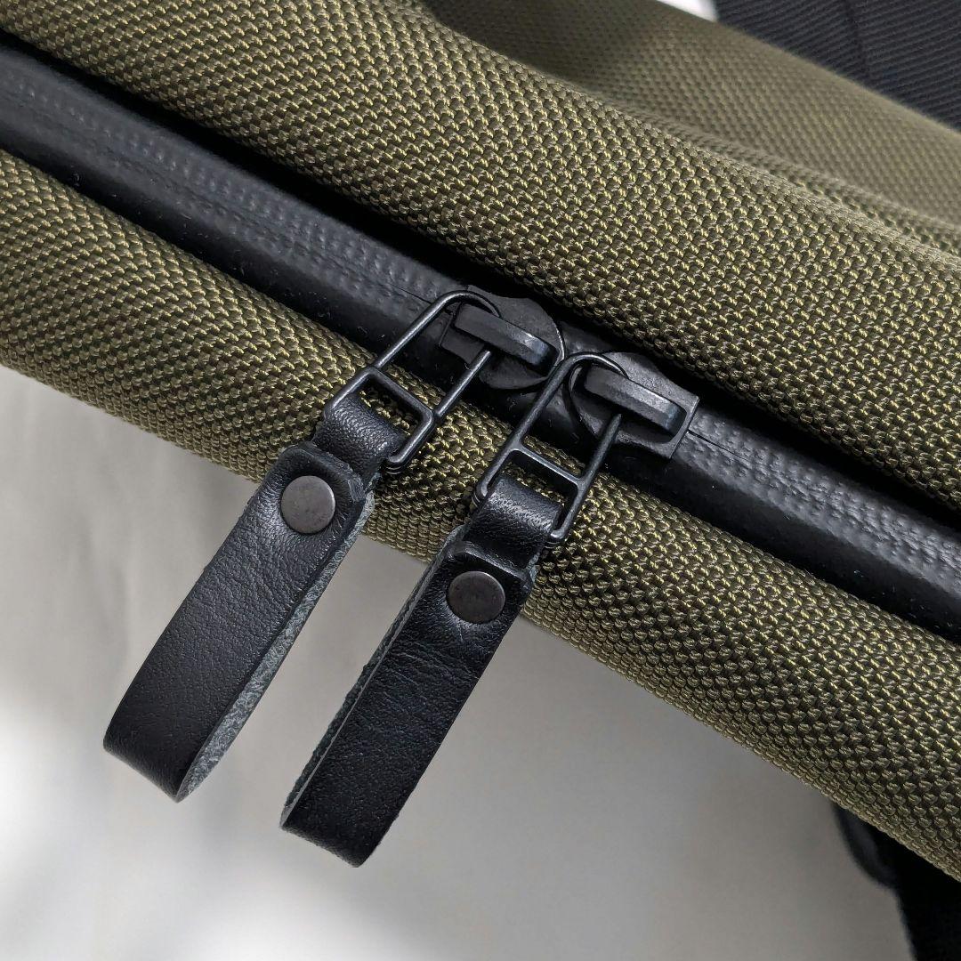 カワニシカバン　lauff​　ラフ　コーデュラ　カーキ　ボディバック　ナイロン