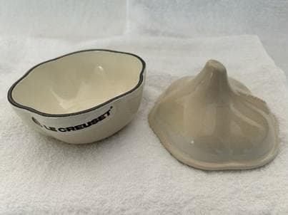 【LE CREUSET】ルクルーゼ　ミニガーリックココット　ホーロー　小鍋　鋳物