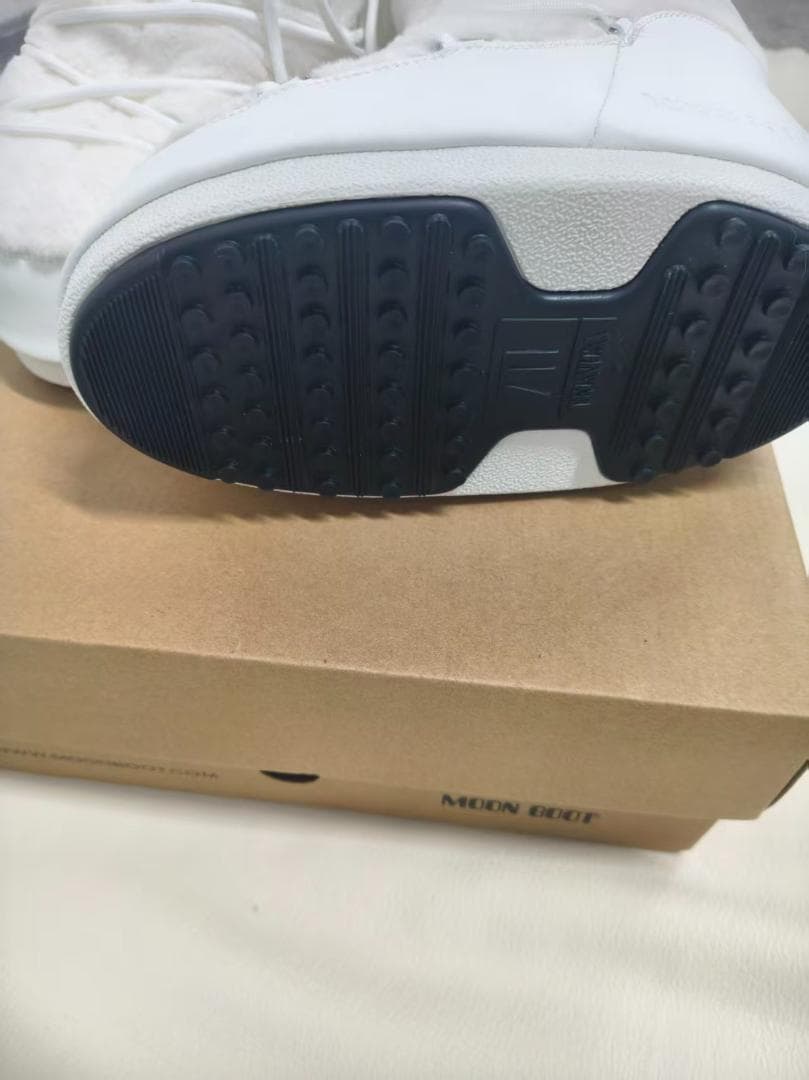 MOON BOOT ムーンブーツ ホワイト ファー付き ブーツ