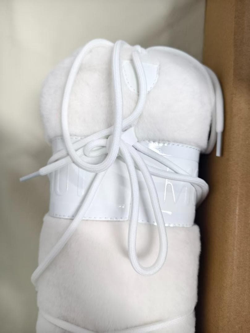 MOON BOOT ムーンブーツ ホワイト ファー付き ブーツ