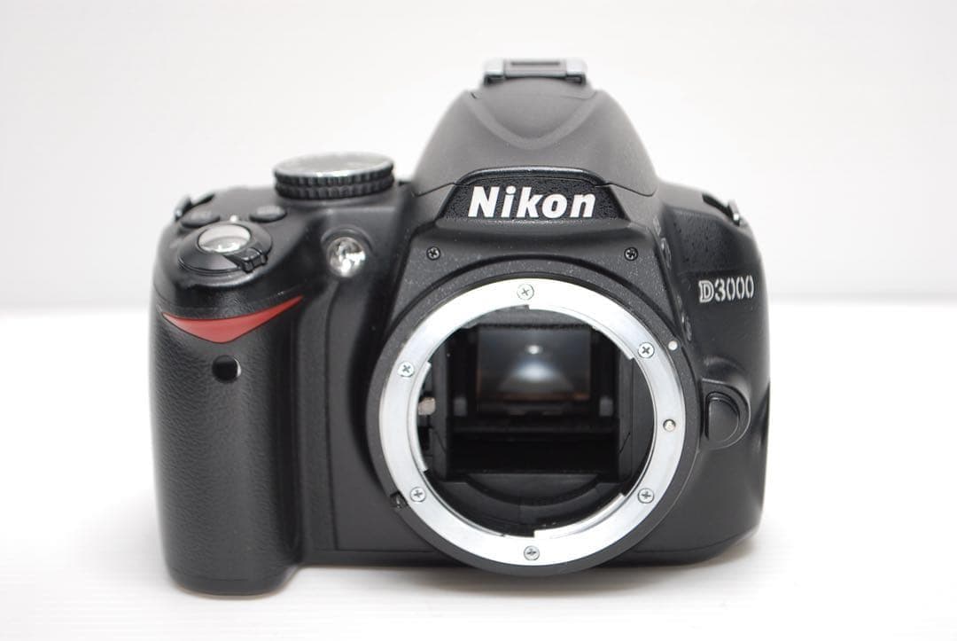 ❤️Nikon D3000❤️ダブルレンズセット 高画質 美品 望遠レンズ付き