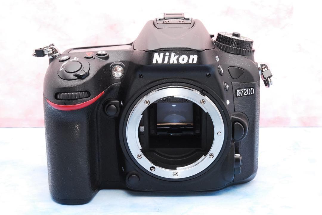 ニコン D7200★Wレンズ★一眼レフカメラ★美品★高画質＆高性能★Wi-Fi