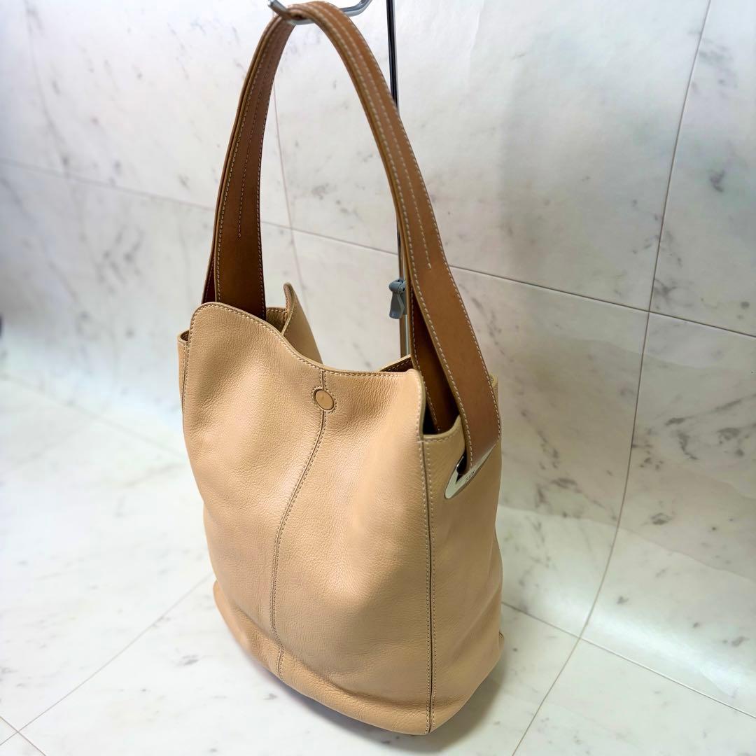 TOD'S トッズ ハンドバッグ レザー ベージュブラウン 肩掛け トートバッグ