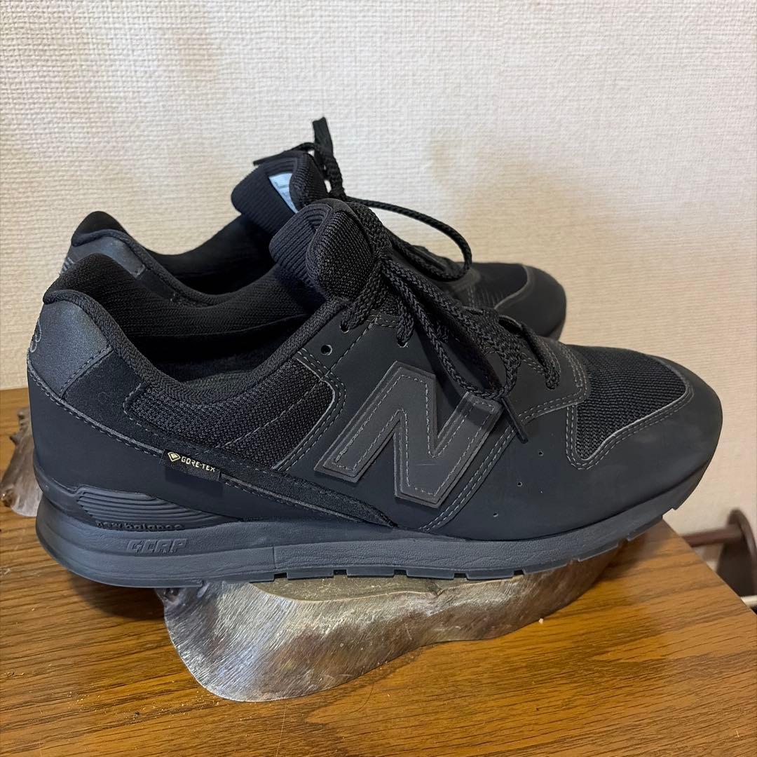 ニューバランス　CM996XV2