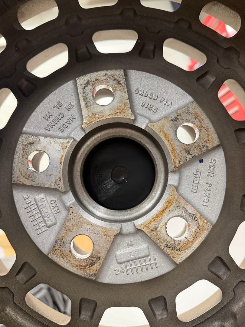 ウェッズ マッドヴァンス X type F 16インチ ホイールタイヤセット