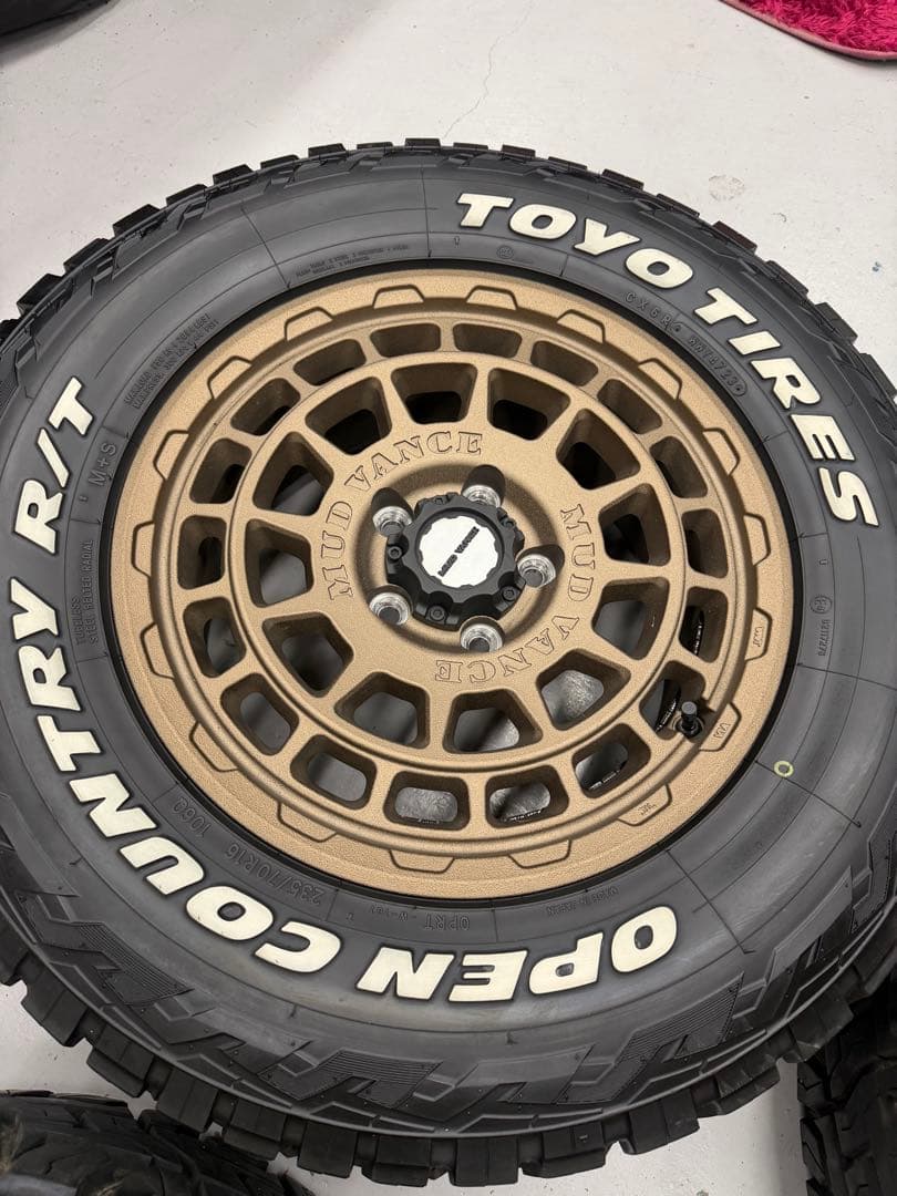 ウェッズ マッドヴァンス X type F 16インチ ホイールタイヤセット