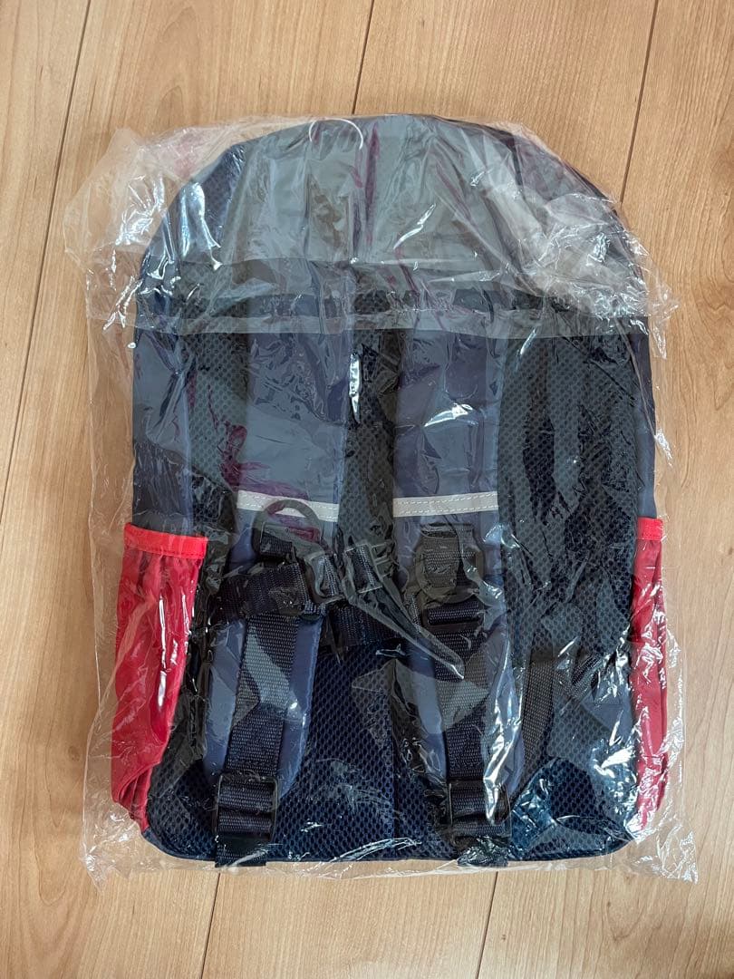 新品未使用　ファミリア リュック