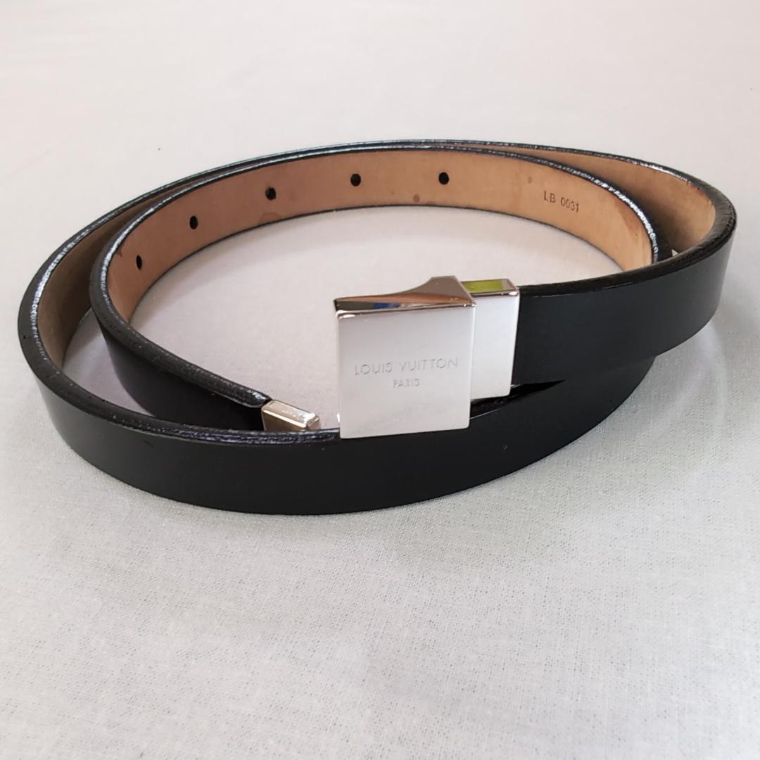 LOUIS VUITTON サンチュールキャレ 細身ベルト 65±5cm d43